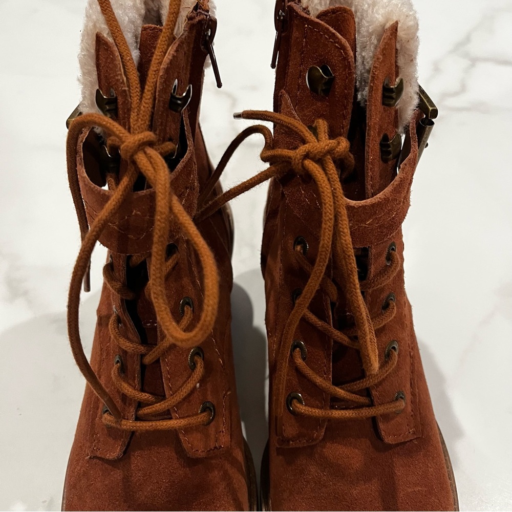 New ZODIAC Gemma Fur Womens Suede Ankle Combat Lace-Up Boots Size 7.5 - Picture 8 of 10